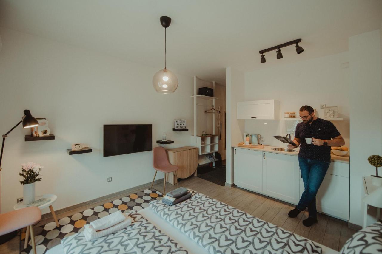 Studio Apartman Centar Ðakovo Exteriér fotografie